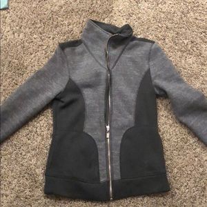 Prana zip up